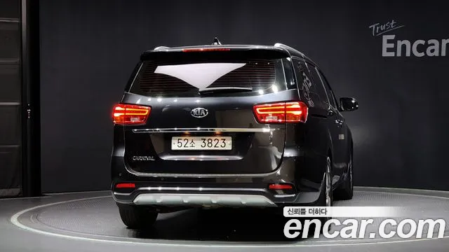 Kia The New Carnival id 2803015 из Кореи 14