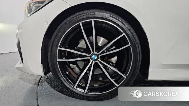 BMW 3 Series (G20) id 3513965 из Кореи 14