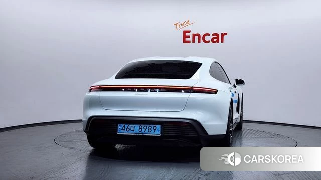 Porsche Taycan id 3806312 из Кореи 14