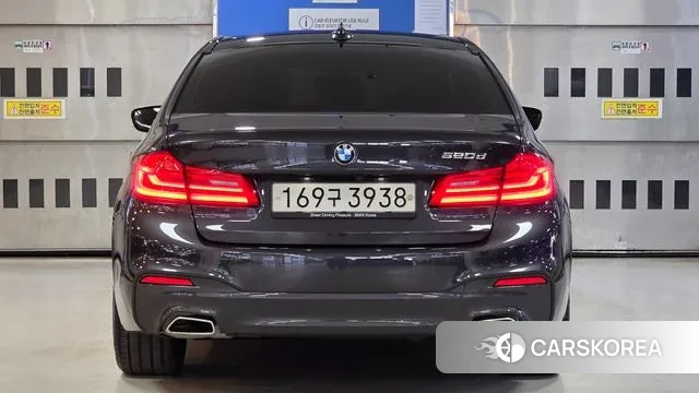 BMW 5 Series (G30) id 3514714 из Кореи 14