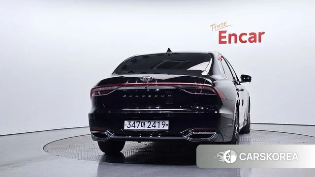 Hyundai The New Grandeur IG id 4780458 из Кореи 14