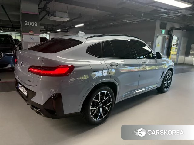 BMW X4 (G02) 2024 Небесно-голубой из Кореи, фото 4