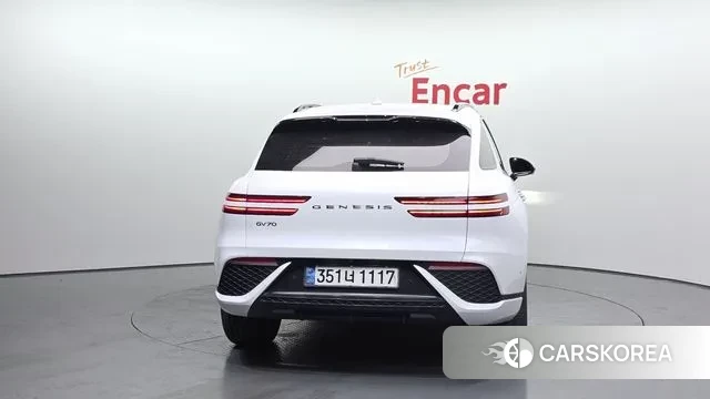 Genesis GV70 id 3488743 из Кореи 14