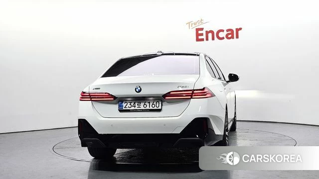 BMW 5 Series (G60) id 4421446 из Кореи 27