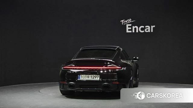 Porsche 911(992) id 4243657 из Кореи 31