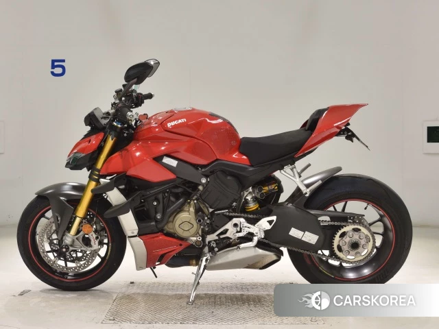Проданный Ducati STREETFIGHTER V4 S 2021 из Японии