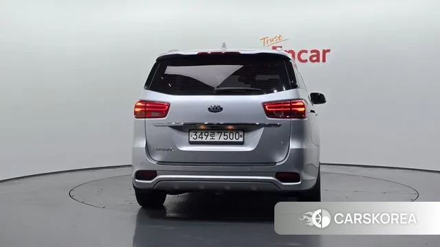 Kia The New Carnival id 3220297 из Кореи 14