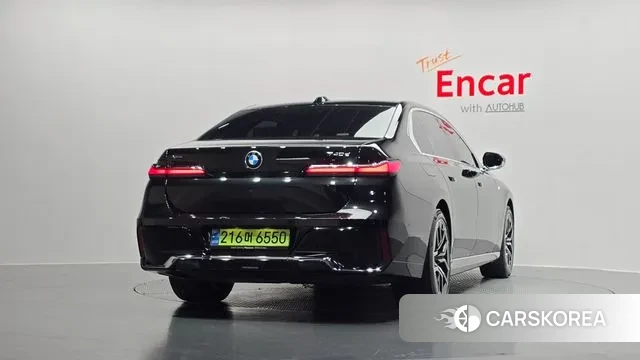 BMW 7 Series (G70) id 3486979 из Кореи 14