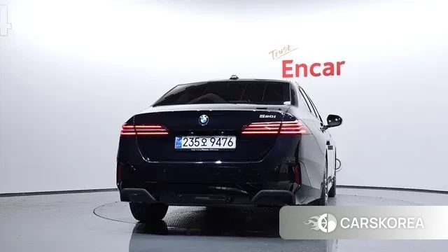 BMW 5 Series (G60) id 3353691 из Кореи 14