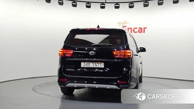 Kia The New Carnival id 3899996 из Кореи 14