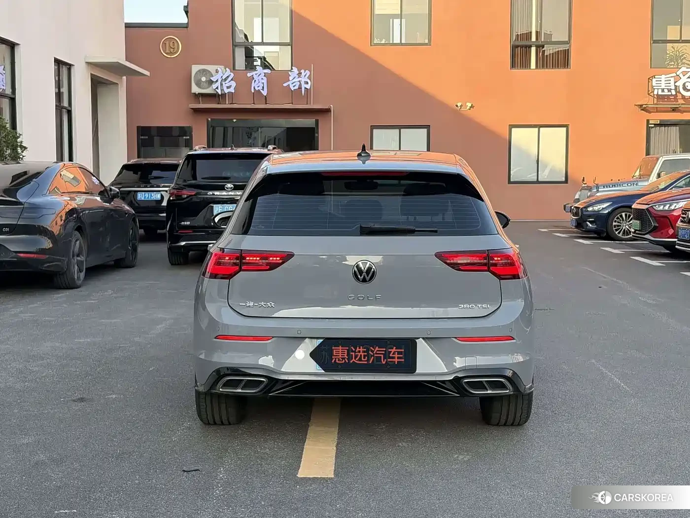 Volkswagen Golf 2024 Silver/gray из Китая, фото 4