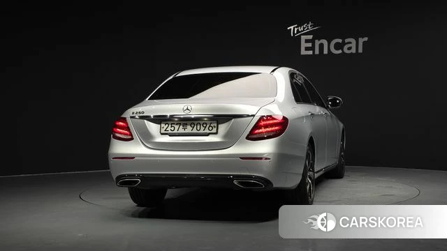 Mercedes-Benz E-Class W213 id 4727565 из Кореи 33