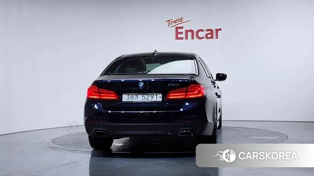 BMW 5 Series (G30) id 4525949 из Кореи 29