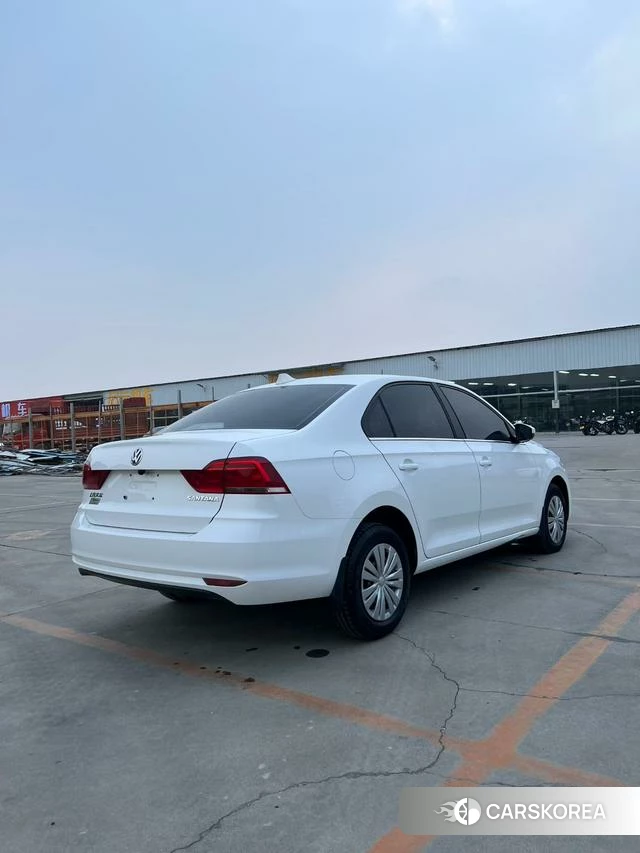 Volkswagen Santana id 4259618 из Китая 9
