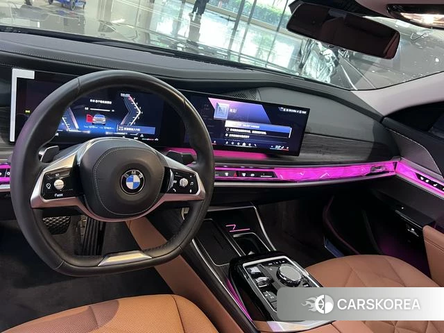 BMW 7 series 2023 Темно-серый из Китая, фото 4