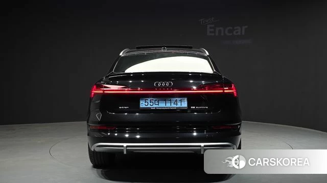 Audi e-Tron id 4202210 из Кореи 28