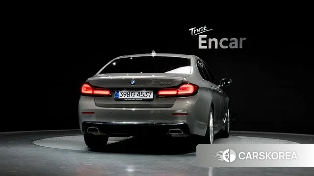 BMW 5 Series (G30) id 3416556 из Кореи 14