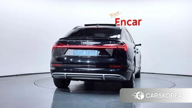 Audi e-Tron id 4323920 из Кореи 14