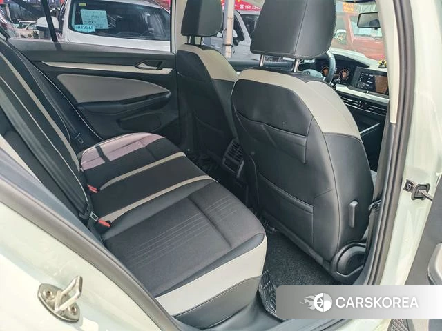 Volkswagen Golf id 4353704 из Китая 11