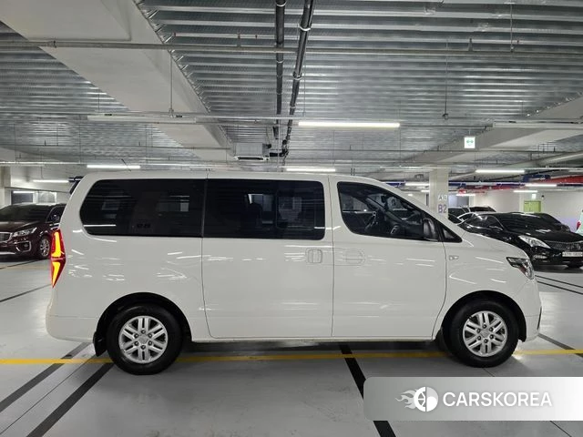 Hyundai The New Grand Starex id 3814326 из Кореи 9