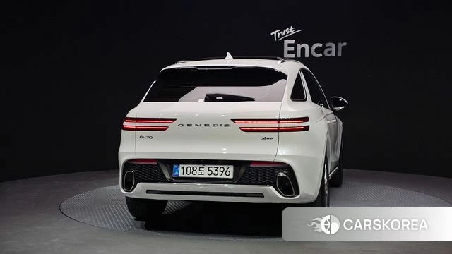 Genesis GV70 id 3935519 из Кореи 14