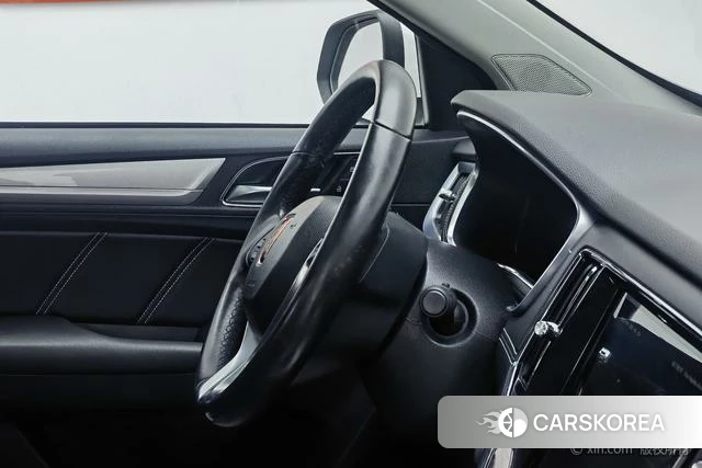Roewe eRX5 id 3913786 из Китая 18