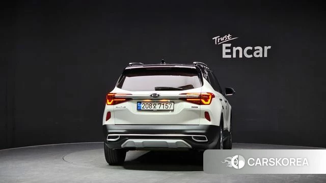 Kia Seltos id 3843563 из Кореи 14