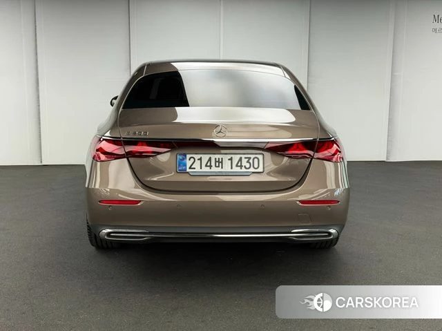 Mercedes-Benz E-Class W214 id 4185626 из Кореи 11