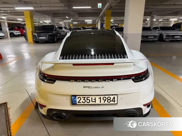 Porsche 911(992) id 3717664 из Кореи 11