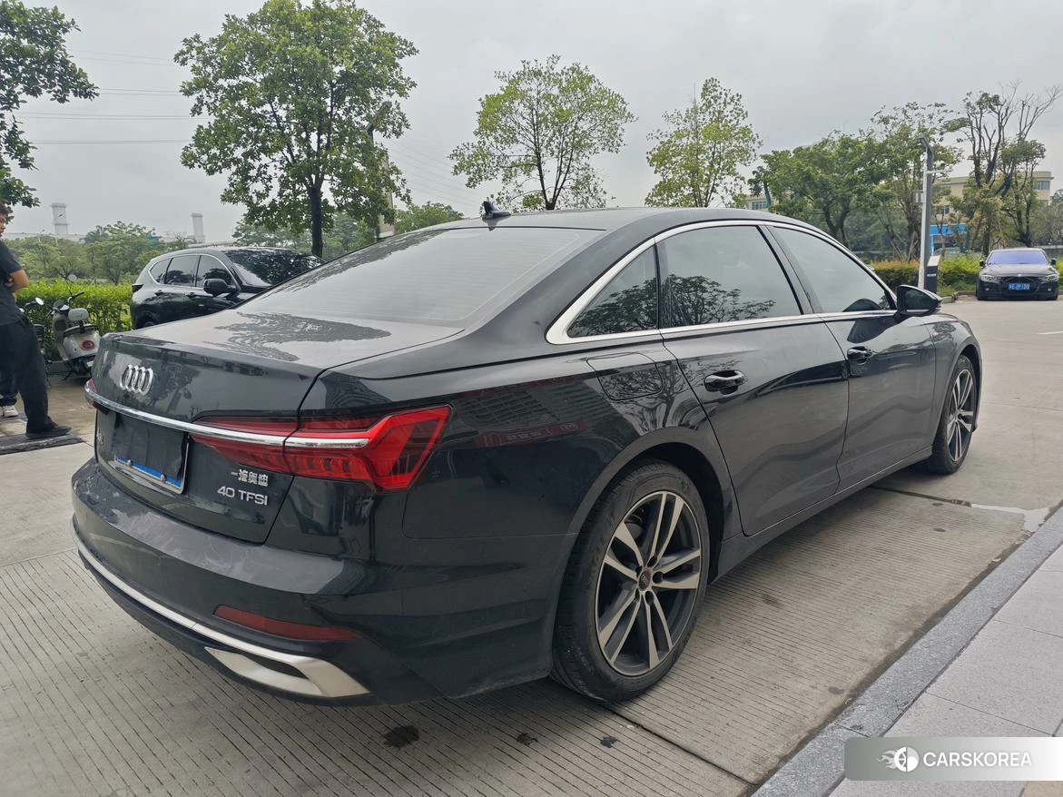 Audi A6L 2023 Черный из Китая, фото 4