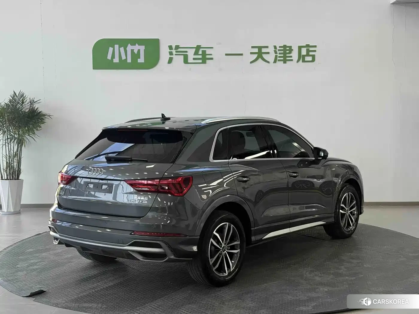 Audi Q3 id 4681253 из Китая 16