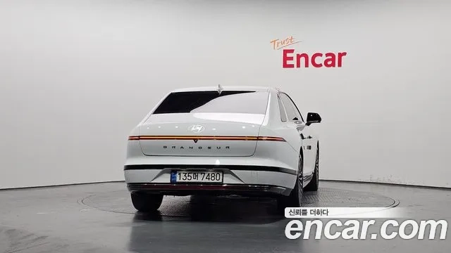 Hyundai Grandeur Hybrid (GN7) id 2874173 из Кореи 14