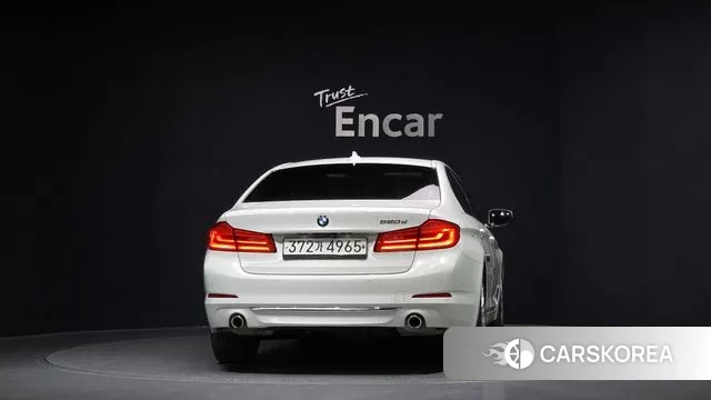 BMW 5 Series (G30) id 3546981 из Кореи 14