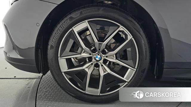 BMW 5 Series (G60) id 4612240 из Кореи 32