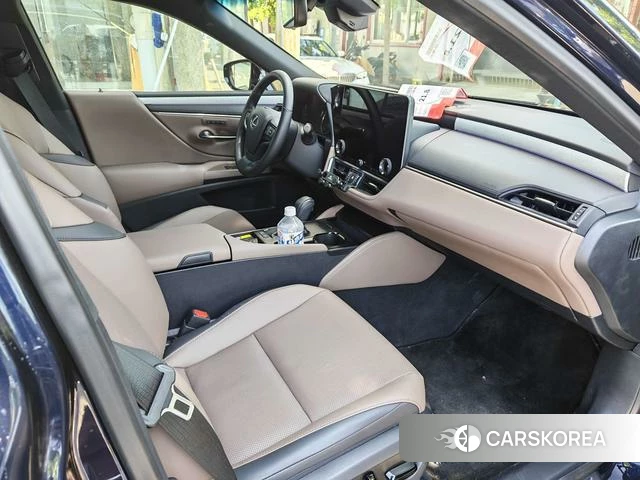 Lexus ES id 4253445 из Китая 9