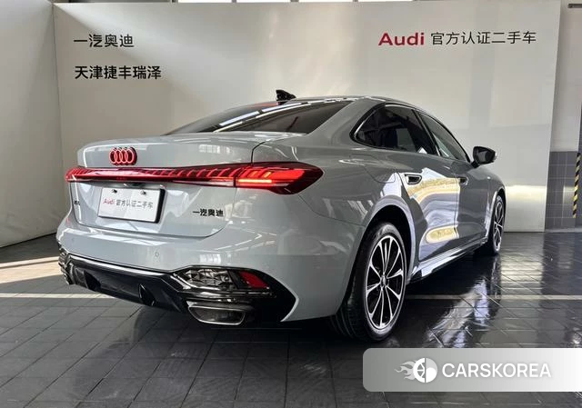 Audi A5L id 4272596 из Китая 25