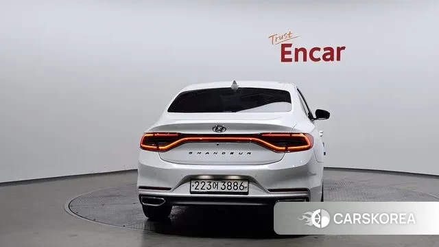 Hyundai Grandeur IG id 3514854 из Кореи 14