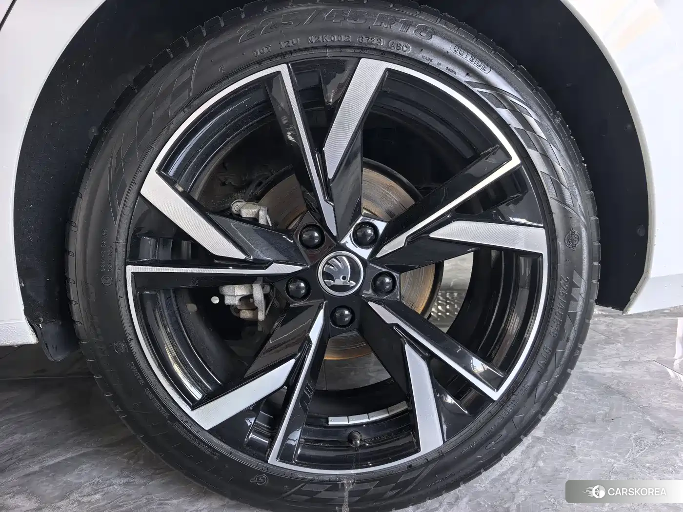 Skoda Octavia id 4589423 из Китая 16