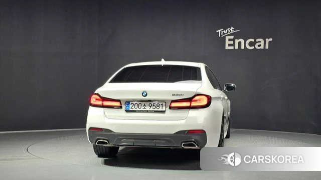 BMW 5 Series (G30) id 4560873 из Кореи 25