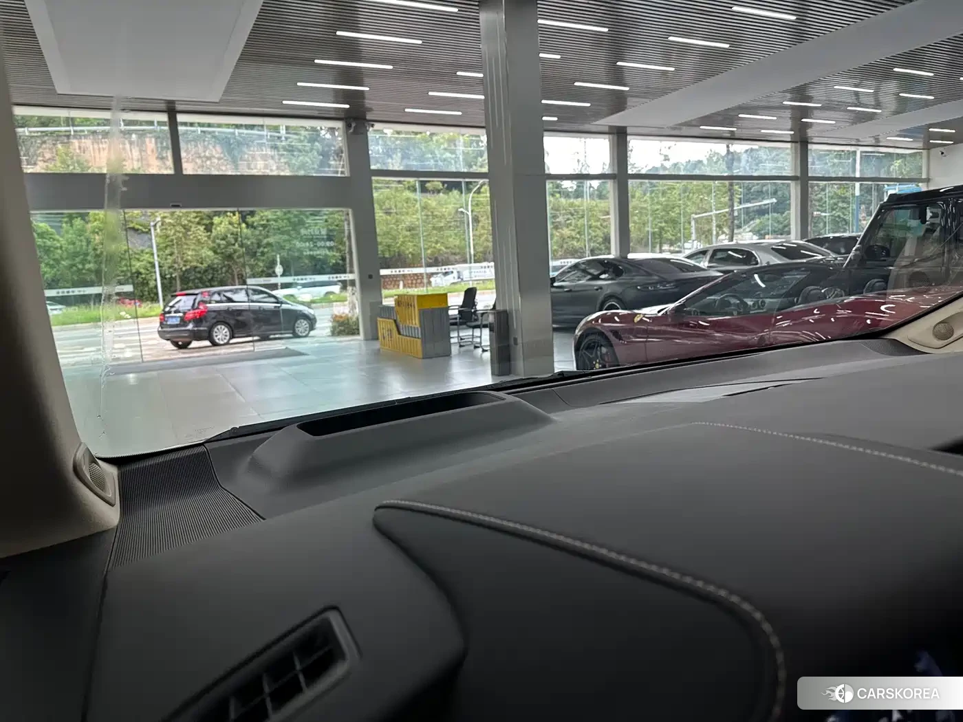 Toyota Elfa id 4679764 из Китая 11