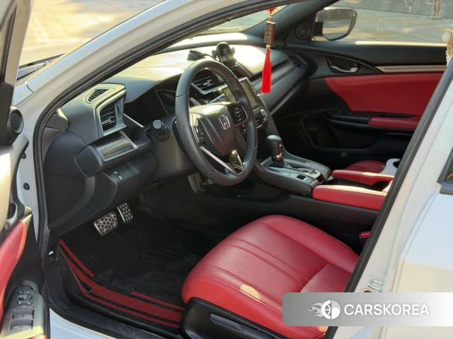 Honda Civic id 4297503 из Китая 18