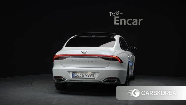 Hyundai The New Grandeur IG Hybrid id 4423875 из Кореи 26