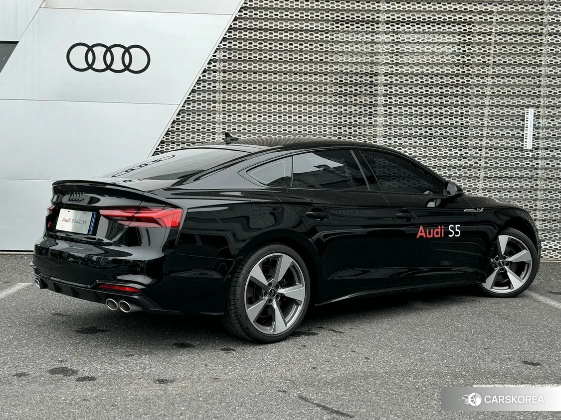Audi S5 id 4515190 из Китая 14