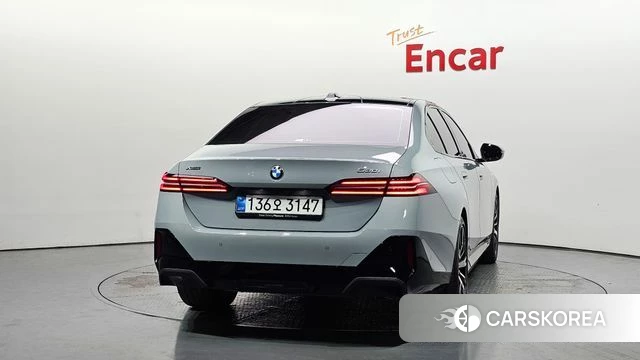 BMW 5 Series (G60) id 4432434 из Кореи 30