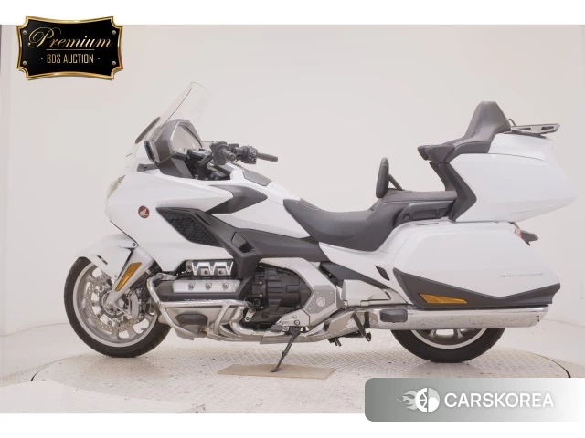 Проданный Honda GL1800 TOUR DCT 2021 из Японии, фото 5