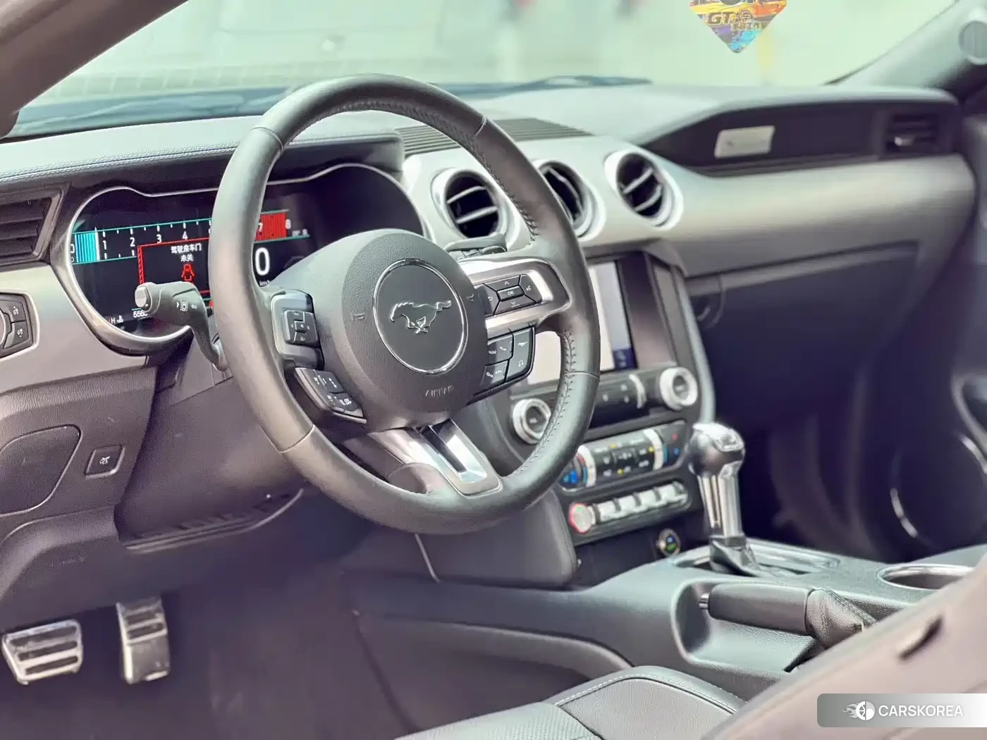 Ford Mustang 2021 Черный из Китая, фото 4
