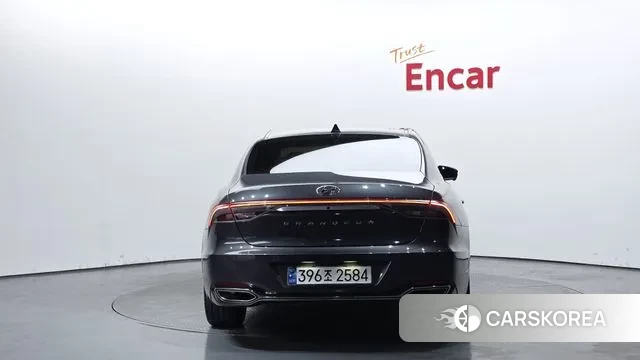 Hyundai The New Grandeur IG id 3634615 из Кореи 14