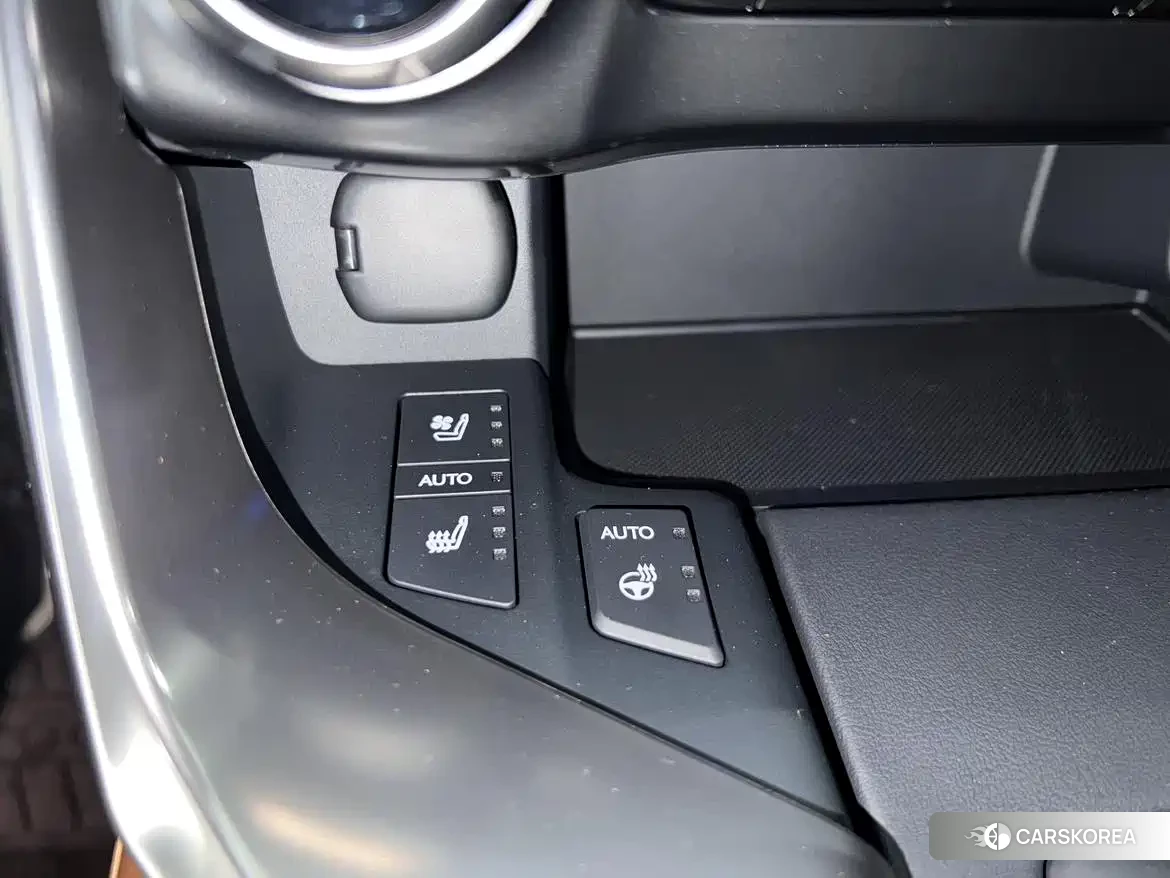 Lexus LX id 4553680 из Китая 25