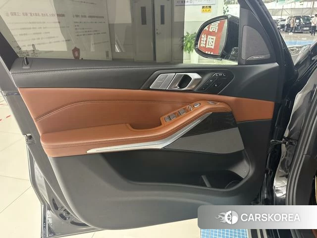 BMW X7 id 4366166 из Китая 21