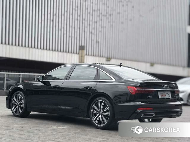 Audi A6L id 4290393 из Китая 12